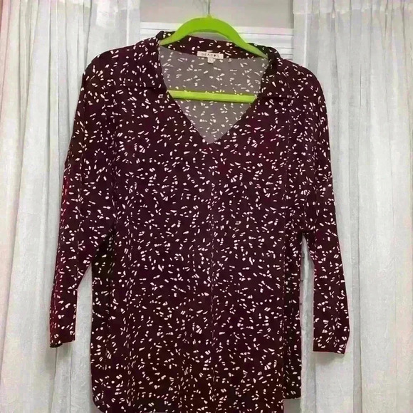 New Burgandy Beacon Stitch Fix Blouse V-neck  Large. New never worn E - Picture 7 of 13